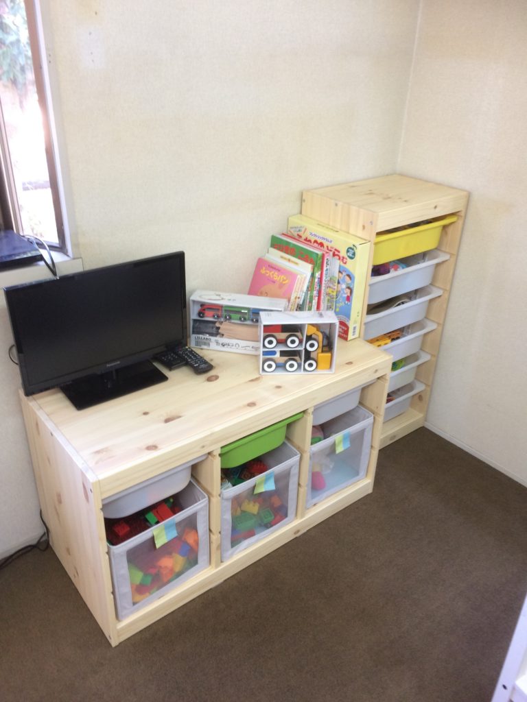 DIY女子部。シェルフを組む
