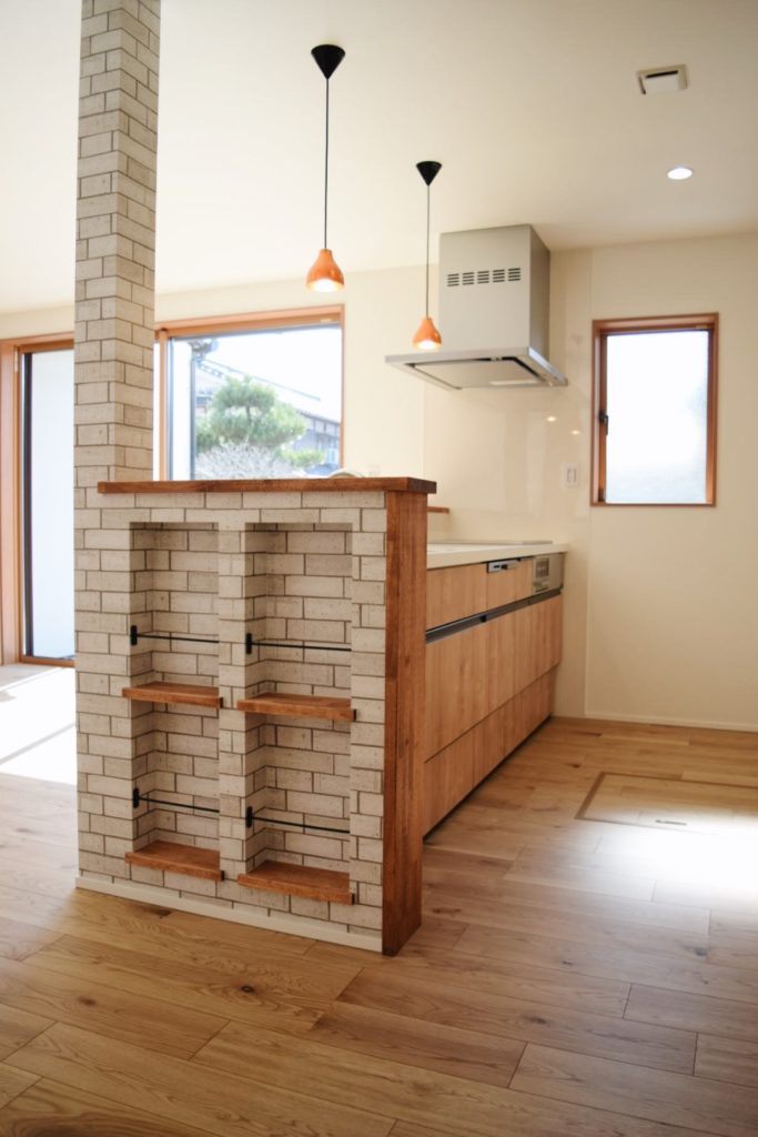 母屋と調和する平屋のお家