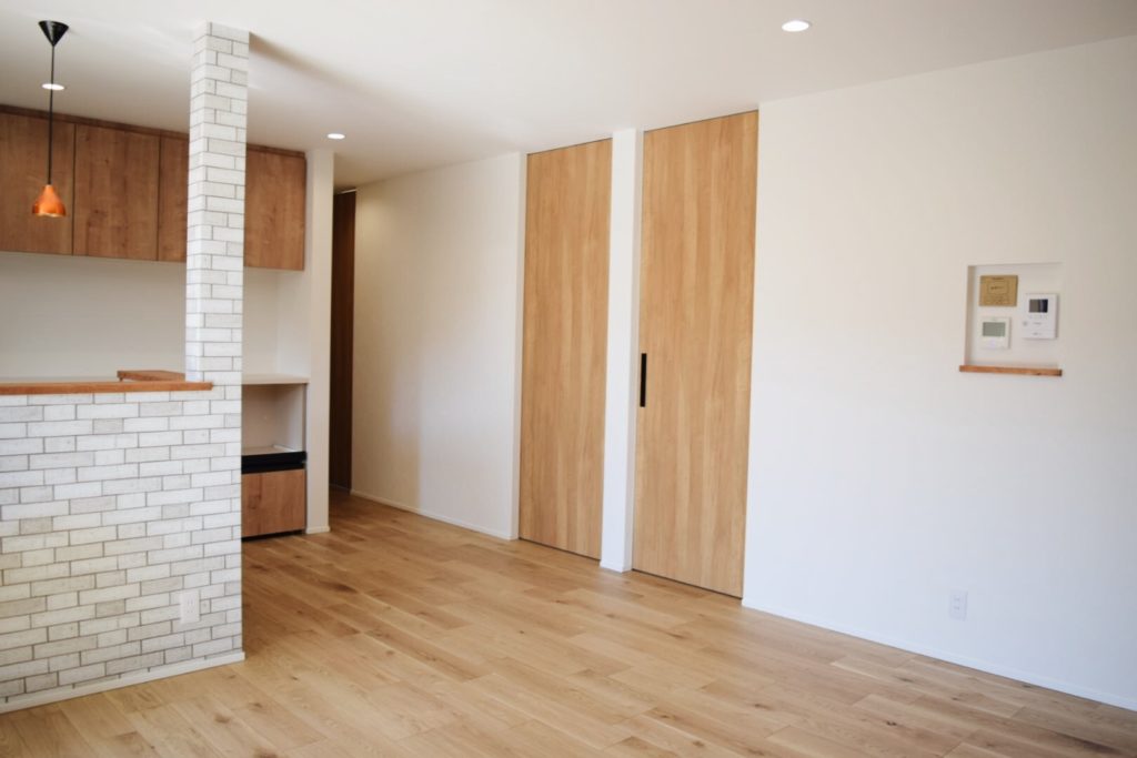 母屋と調和する平屋のお家
